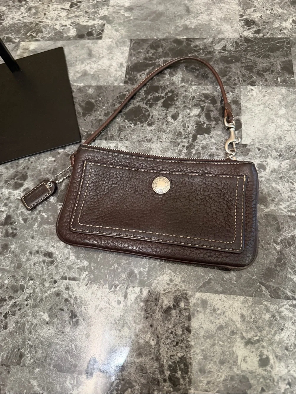 GENUINE VINTAGE BROWN PEBBLED LEATHER COACH WRISTLET WALLET HANG TAG